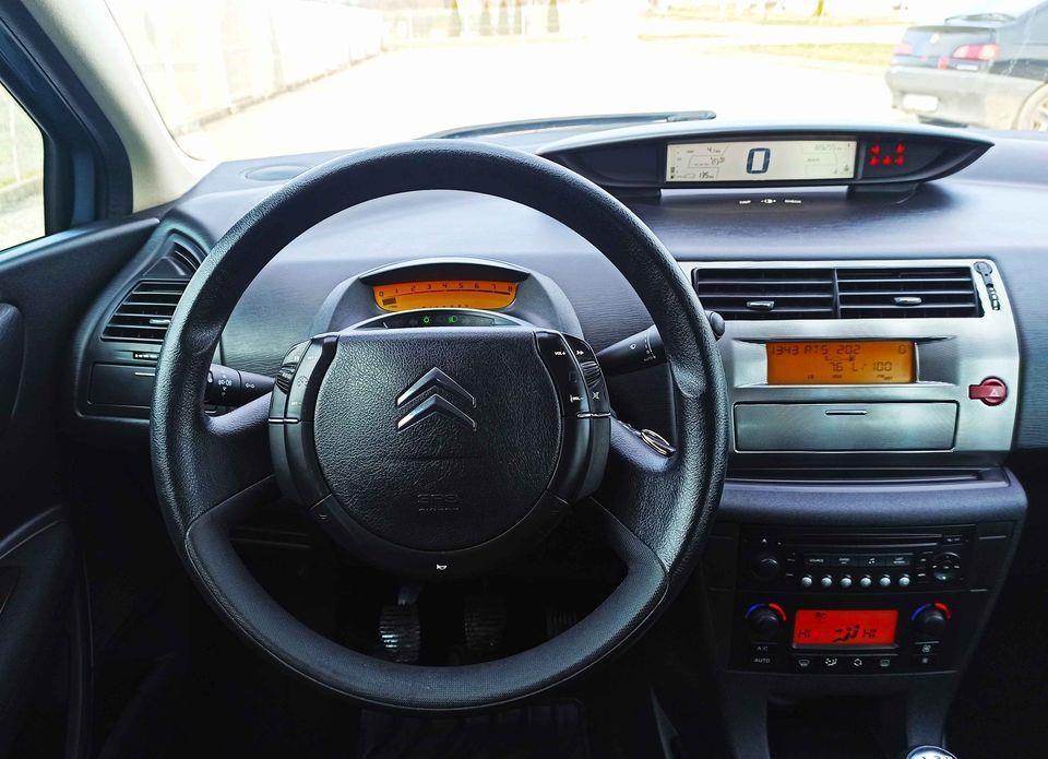 Citroen-c4-1-6-benzin-2007g