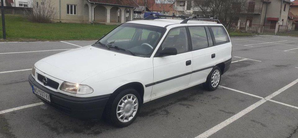 Opel-astra