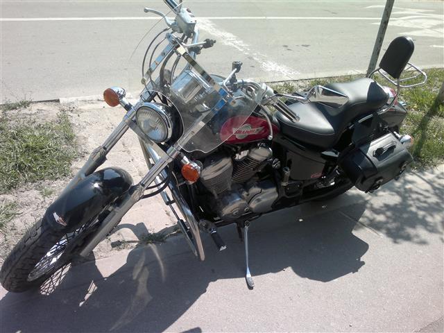 HONDA-VT-600-C-SHADOW
