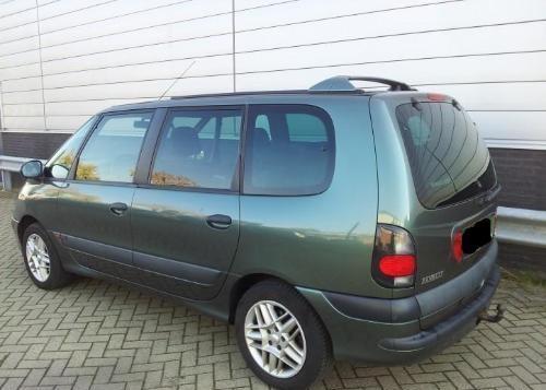 Renault-Grand-Espace-2-0--01