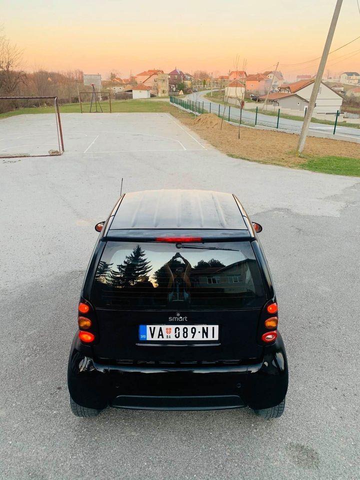 Smart-fortwo-2002-god
