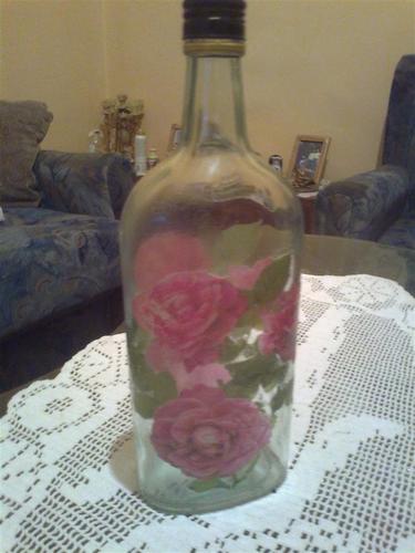 Ukrasna flasa decoupage
