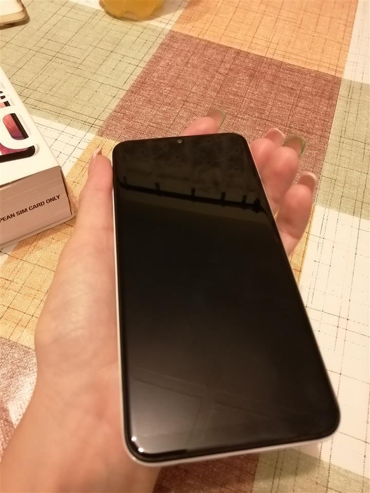 Samsung-galaxy-a20-e
