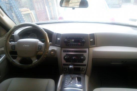 Jeep-Grand-Cherokee-LAREDO---06