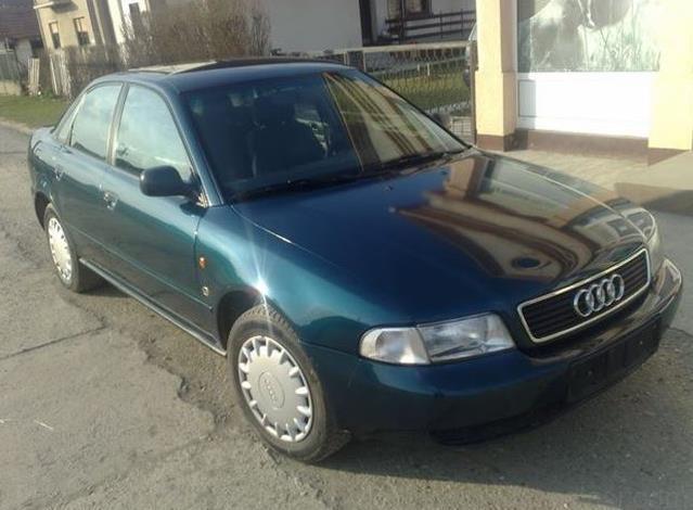 Audi A4 1.6 -97  