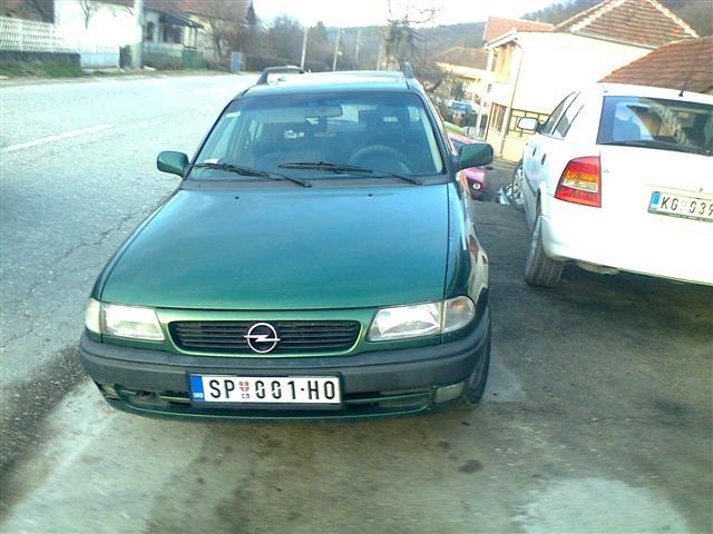 Opel-Astra--96-