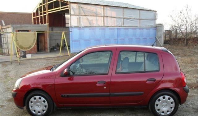 Renault--Clio-1-2-8v--02
