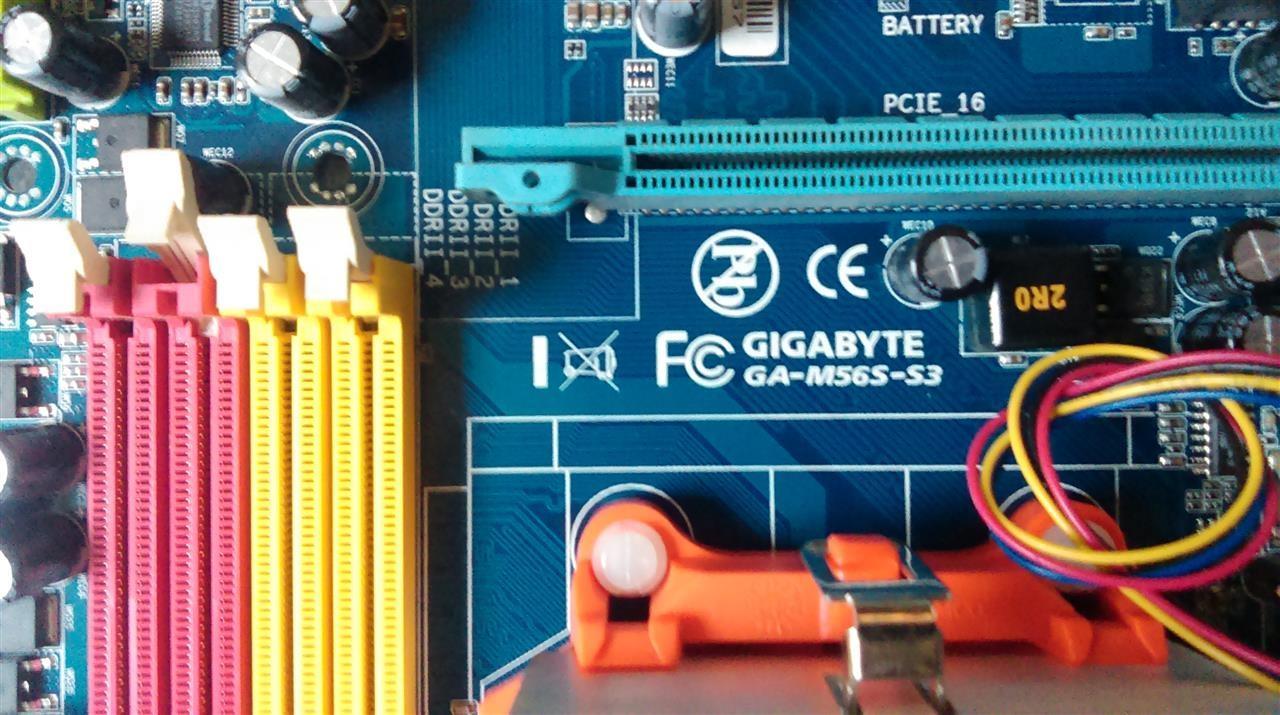 Gigabyte-ga-m56s-s3-amd