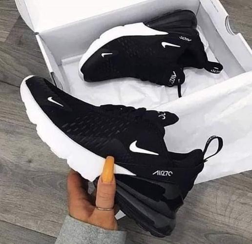 Patike Nike 270 