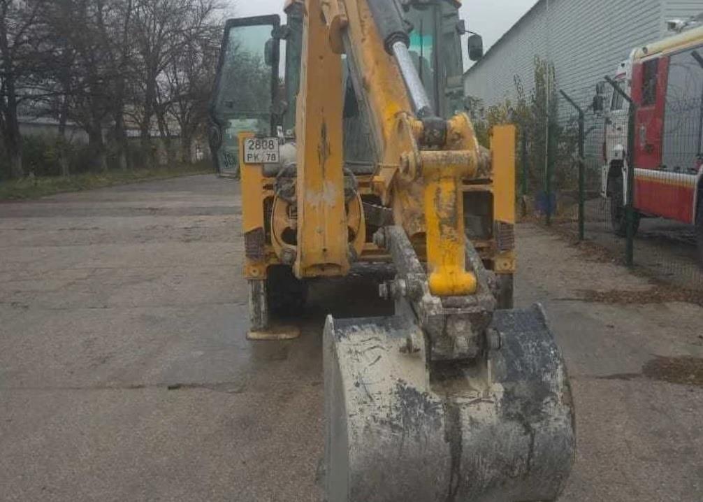 -JCB-4-CX-