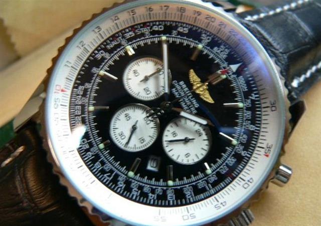 Breitling Navitimer