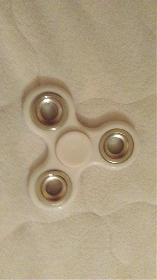 Fidget-spiner