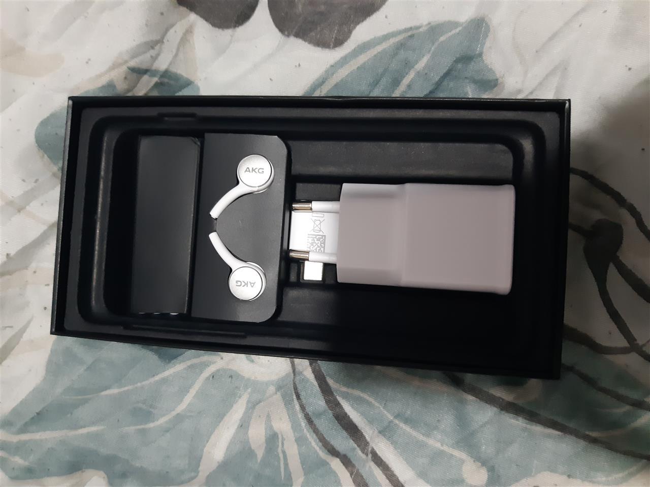 Samsung-Galaxy-S10-nov-