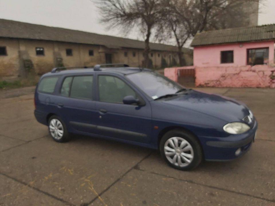 Auto-Renault-megan