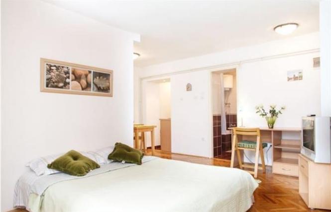 Stan 30m2 Stari grad,Terazije