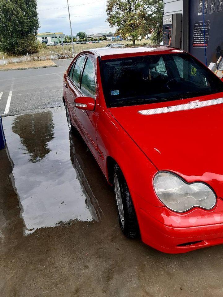 Mercedes-c200