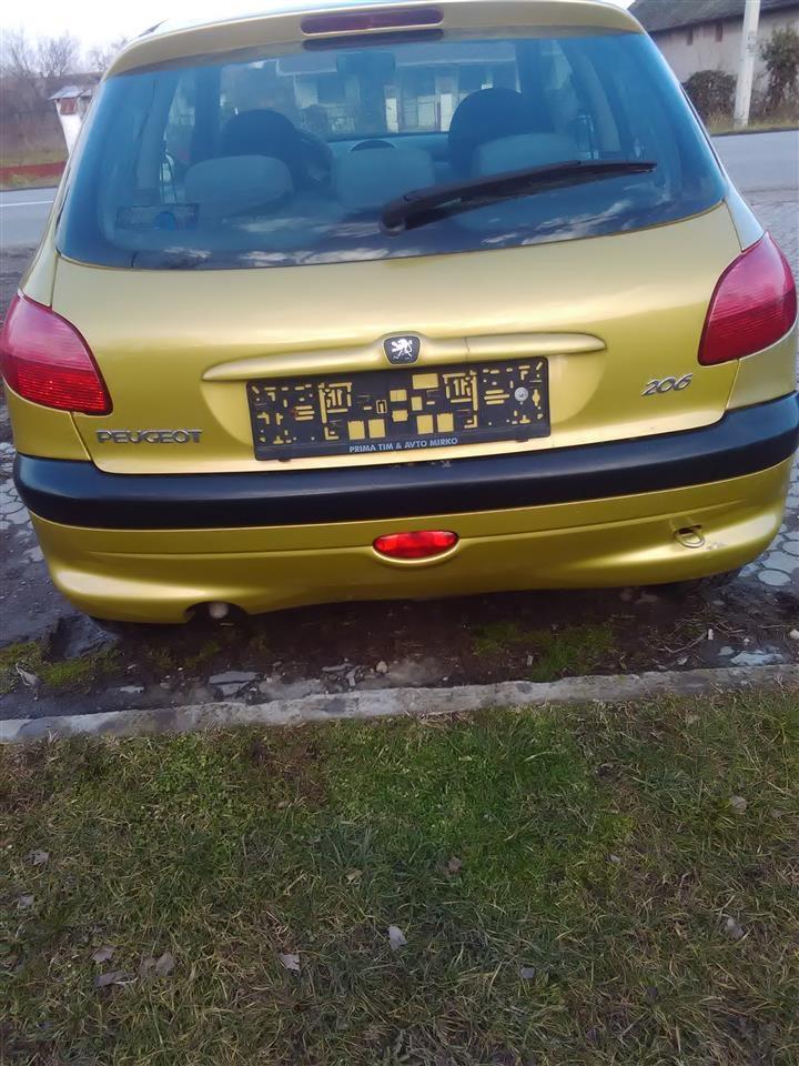 Peugeot-206