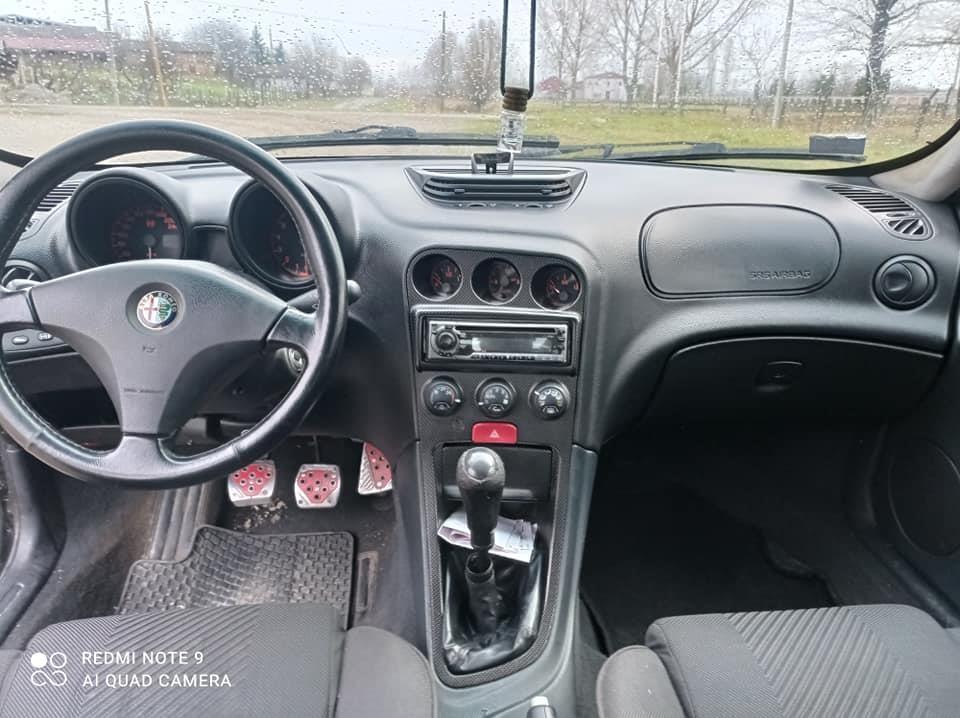 Alfa-Romeo-156