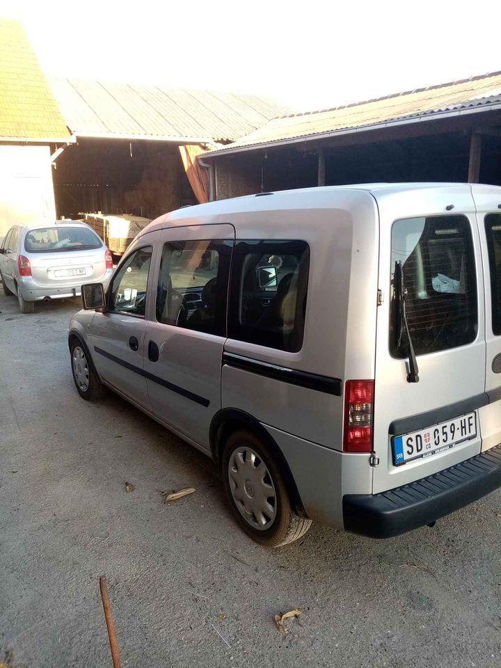 Opel-konbo-1-3-multi-Jet-mi