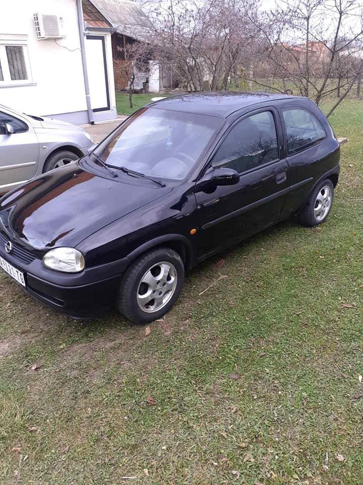 Opel-corsa-B