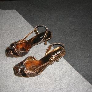 Zenske-elegantne-sandale-40
