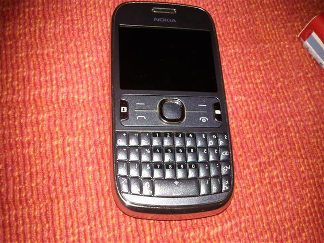 Nokia asha 302