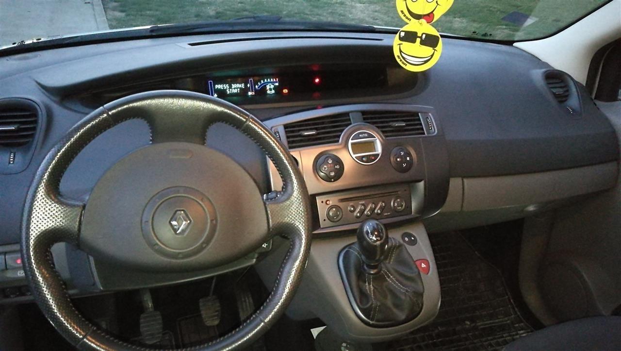 -Renault-Scenic-2-0-16v-TNG