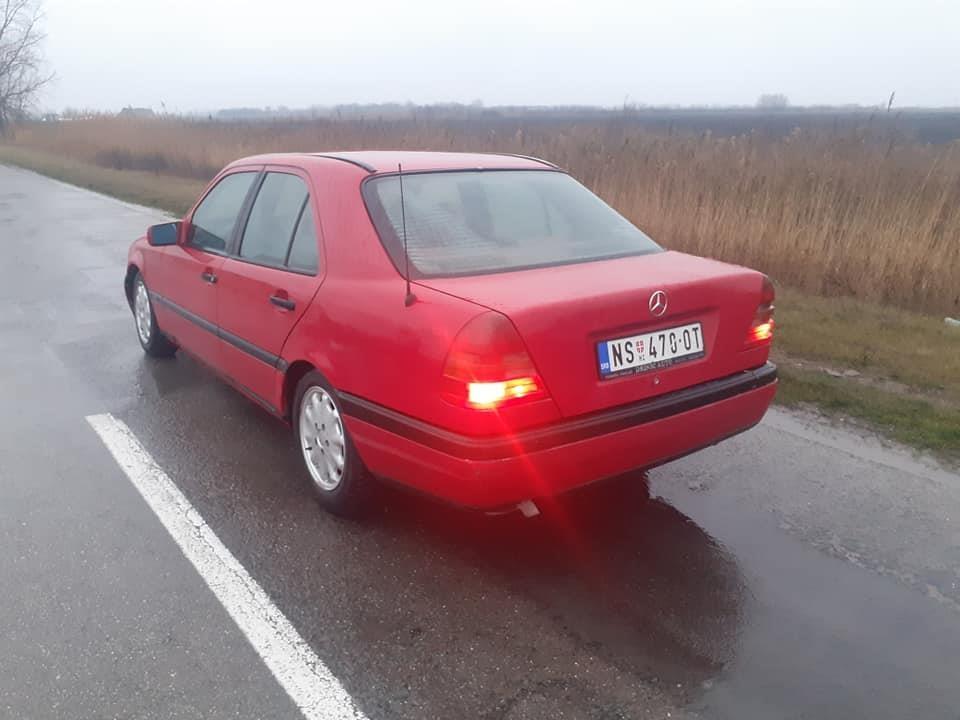Mercedes-C200