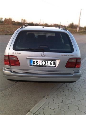 Mercedes-E-250-Elegance--98