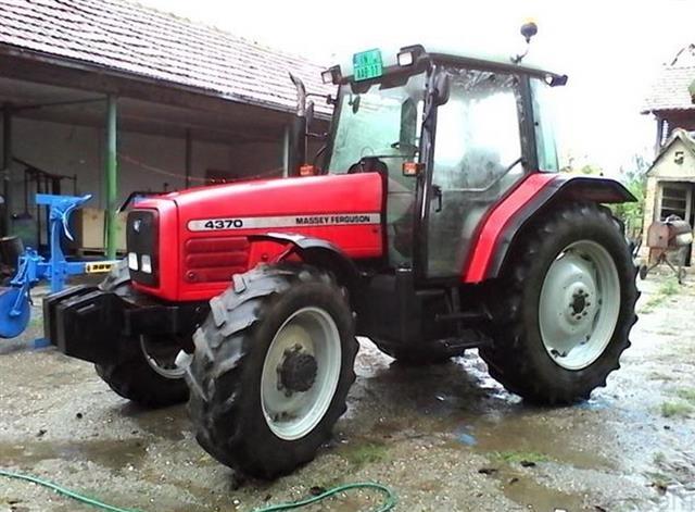 Massey Ferguson 4370