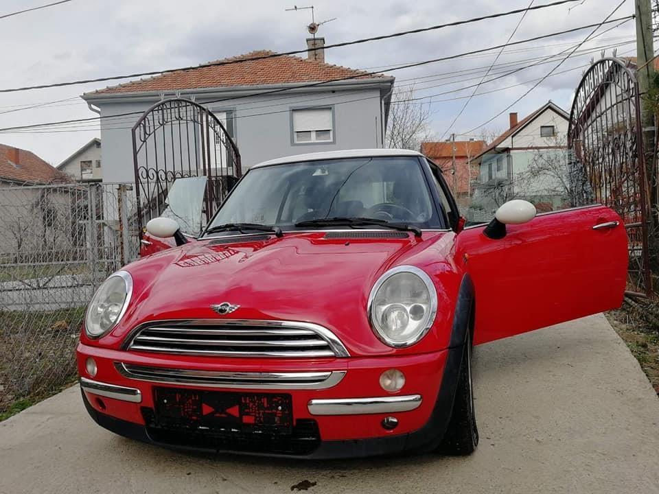 MINI-COOPER-1-4D-90ks-6b