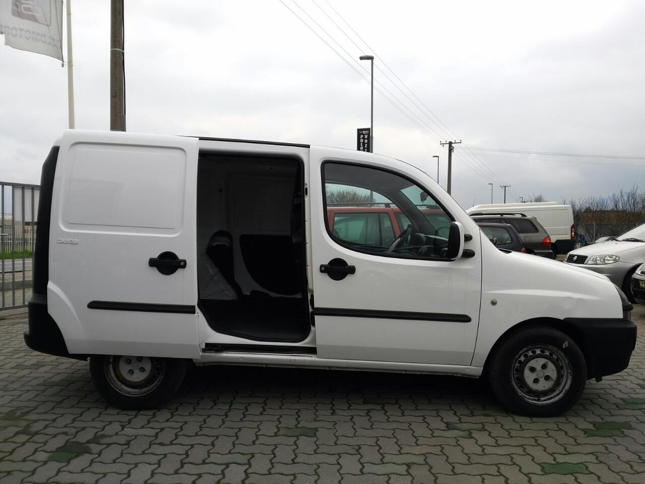 -Fiat-Doblo-1-9-D--01