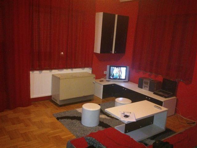 Dvosoban stan 53m2 u Nisu