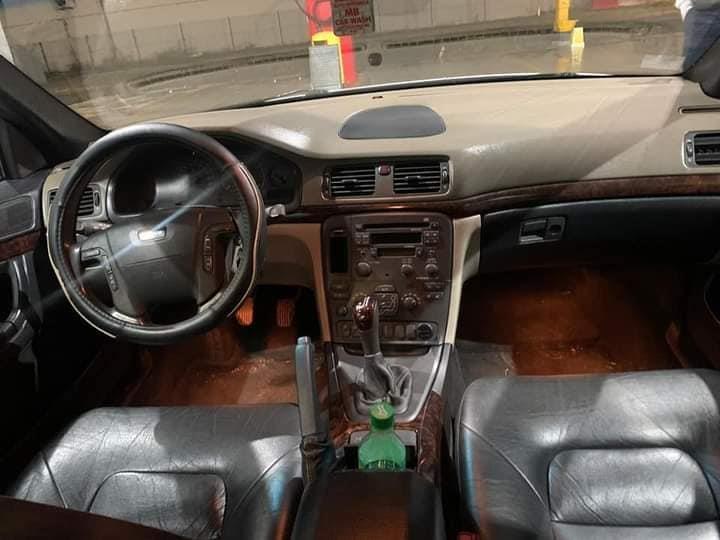Volvo-s80