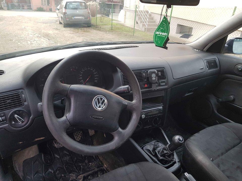 Golf-lV