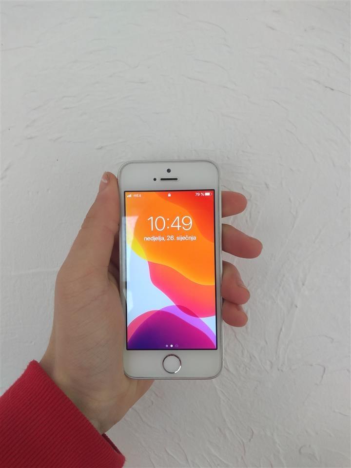 iPhone-SE-32GB
