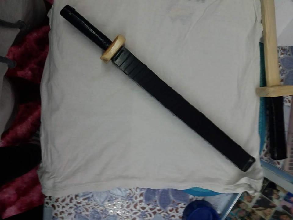 Katana-od-drveta