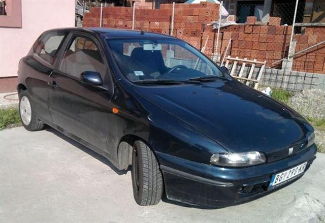 Fiat Bravo 1.9 JTD -01