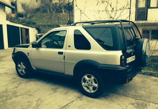 Land-Rover-Freelander--00-
