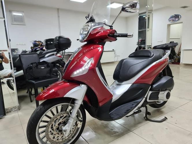 Piaggio Beverly 300 2010 god