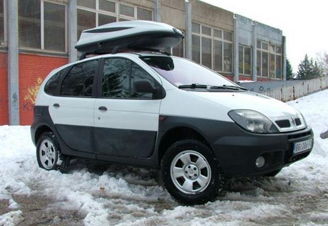 Renault-Scenic-RX4--00