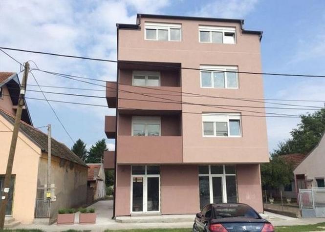 Stan od 43m2 i 57m2 Palilula