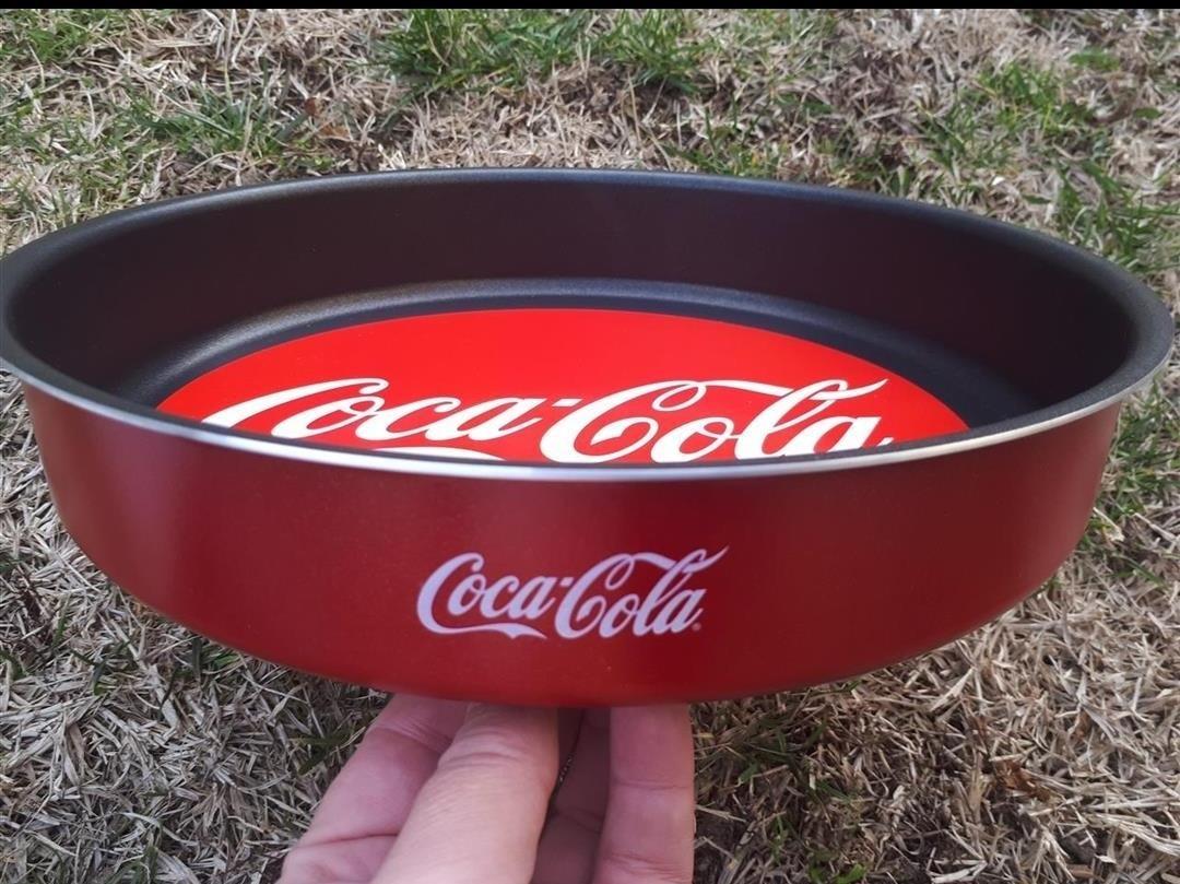 Tepsija-coca-cola