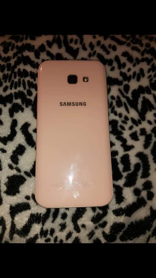 Telefon