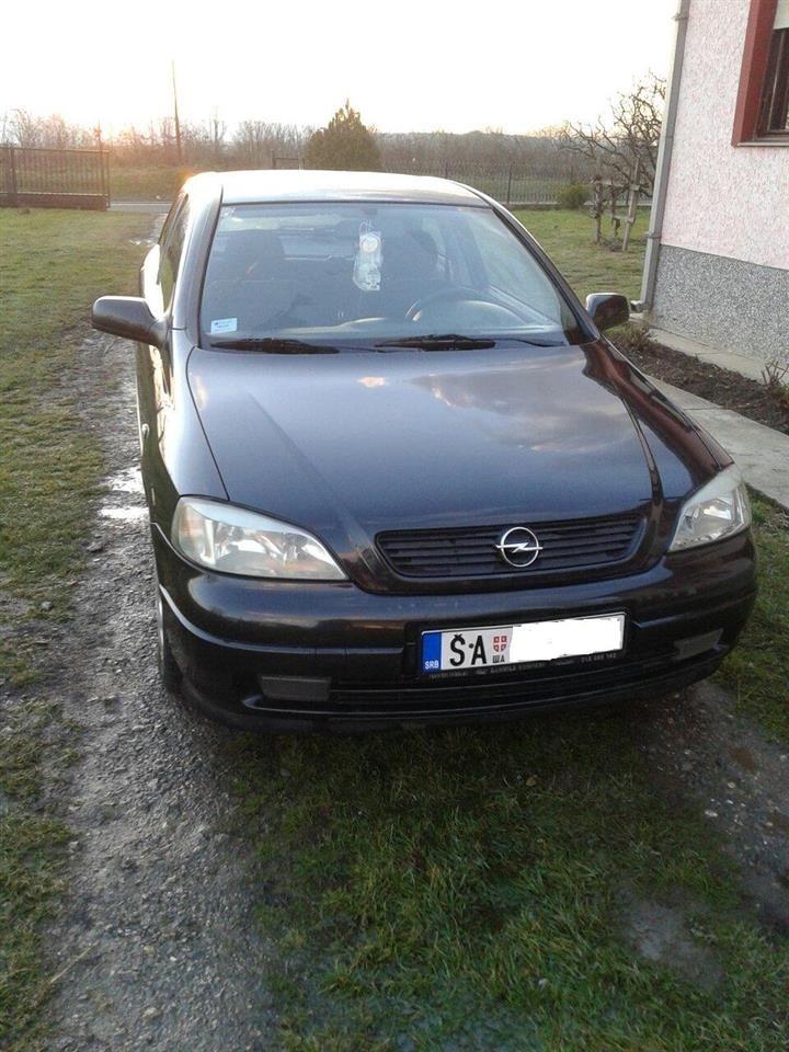 Opel-Astra-2-0-Nemica--00