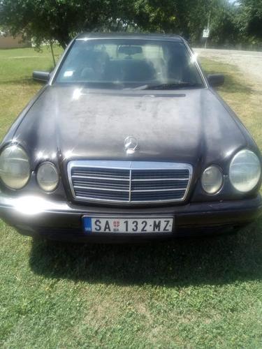 Mercedes E200
