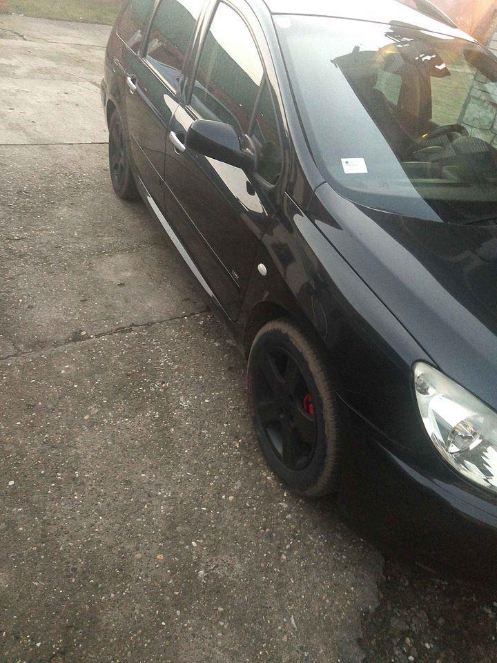 Peugeot-307