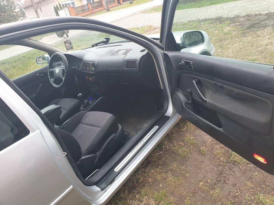 VW-Golf-4