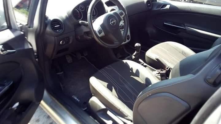 Opel-corsa-d