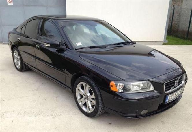 Volvo S60 D5 -09